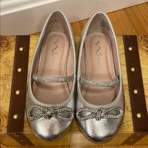 Nina Silver Girl Shoes with Bow Detail